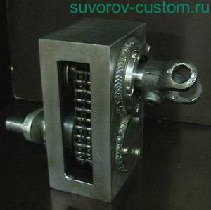 Вариант смещения карданного вала в сторону при помощи двухрядной цепи.