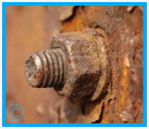 как открутить прикипевший болт